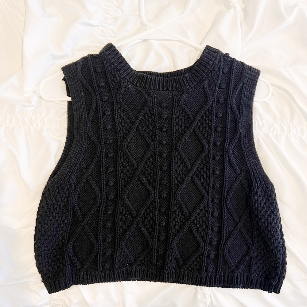 Double Zero S Black Cropped Sweater Tank